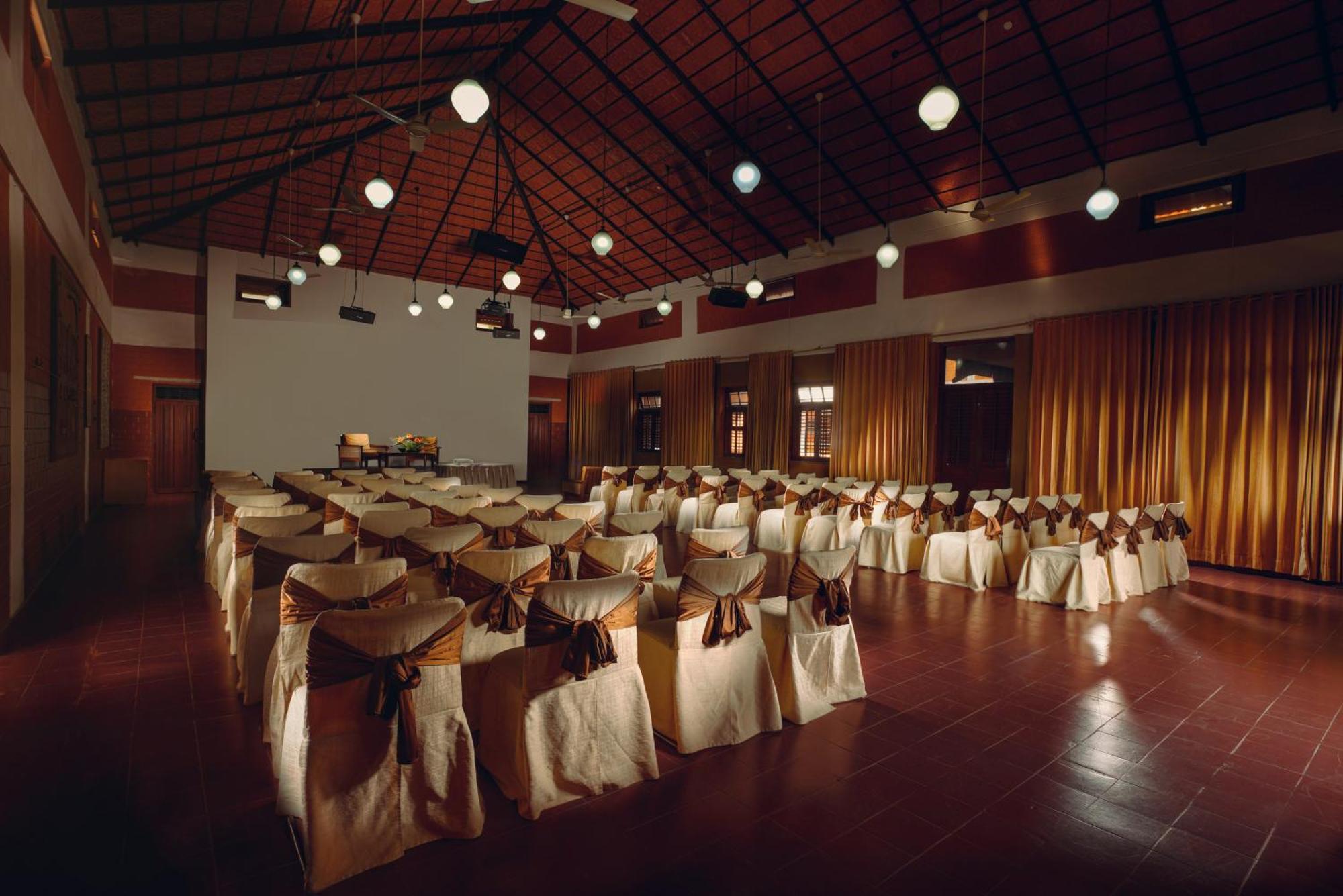 Olde Bangalore Resort And Wellness Center Devanahalli Εξωτερικό φωτογραφία